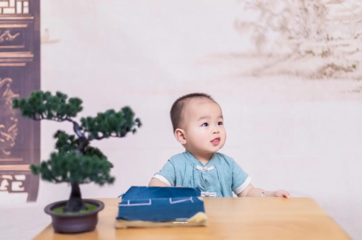 滕州宝宝眼屎多是什么原因