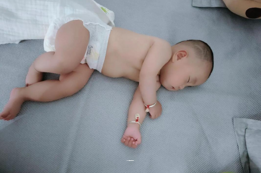 滕州1岁宝宝可以吃盐吗